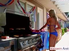 Barbecue Party wird zur geilen outdoor Orgie
