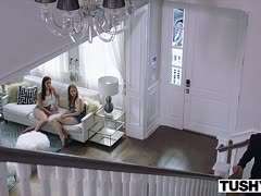 youporn-pornos flotter-dreier-pornos anal-pornos blasen-pornos arsch bumsen, schwanz reiten, arsch lecken, bisexuelle girls, bi dreier, girl beim blasen, anal dreier sex