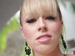 youporn-pornos anal-pornos naturtitten-pornos blondinen-pornos ficken von hinten, arsch bumsen, titten kneten, facesitting, geile brüste, rasierte blondine