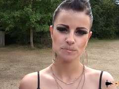 outdoor-pornos redtube-pornos schwarzhaarige-pornos blasen-pornos ficken von hinten, outdoor sex, strapse, geiler handjob, naturbrüste, schwarzhaarige beim blasen