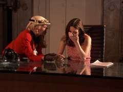 pornhub-pornos amateur-pornos blasen-pornos bruenette-pornos ficken von hinten, schwanz reiten, dicke brüste, amateur girl, treppe, girl beim blasen