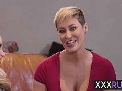 flotter-dreier-pornos lesben-pornos milf-pornos lesben oralsex, geile lesben, reife lesben, lesben ficken, lesbische milf, lesben dreier sex