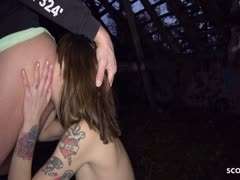 tätowierte schlampe,outdoor blowjob,doggystyle,deutsche amateurin,casting,kostüm sex