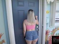 xnxx-pornos grosse-titten-pornos milf-pornos blasen-pornos blonde milf, dicke möpse, doggystyle, tätowierte milf, milf beim blasen, alt bumst jung