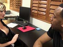 Interracial Fick mit Titten Girl Interracial Fick mit Titten Girl